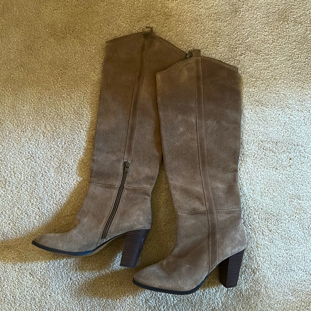 Dolce Vita Suede Taupe Knee-High Boot sz 7.5